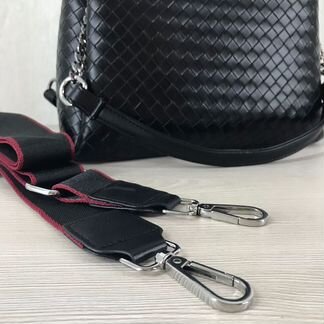 Новая женская коженная сумка 