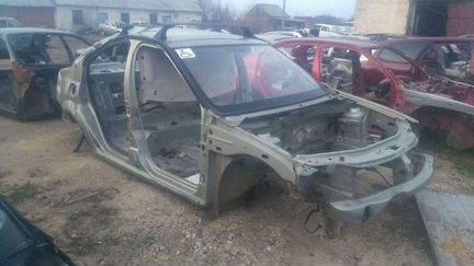 Кузов по частям Рено Логан