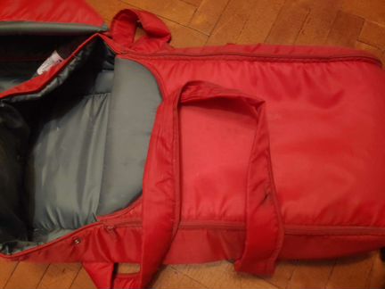 Переноска и кенгуру для малыша