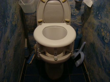 Сиденье на унитаз Армед