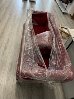 Продаю новый диван