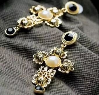 Серьги кресты