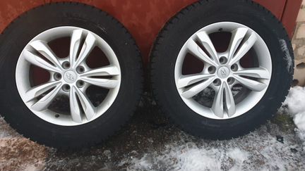 Зимние колеса на Hyundai ix35 в сборе
