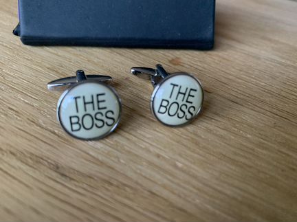 Запонки THE boss