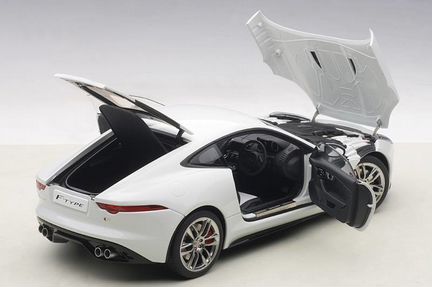 1/18 Jaguar F-type R coupe