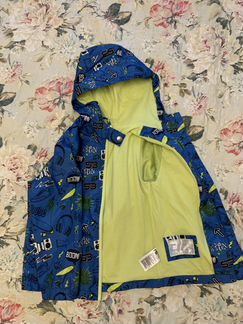 Ветровка для мальчика Mothercare. Р-р 116
