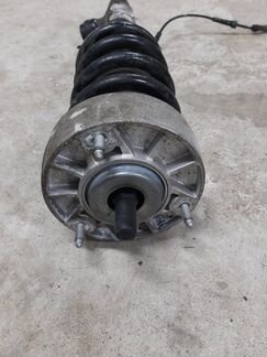 Стойка амортизатора передняя правая Bmw X5 F15 3.0