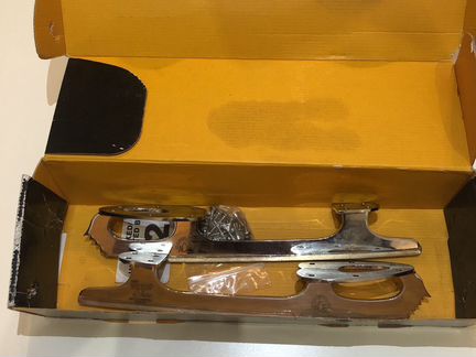 Лезвия для фигурного катания Wilson c Coronation a