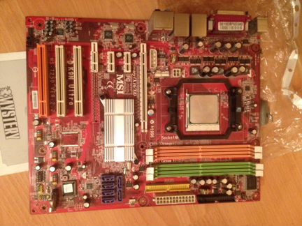 Материнская плата