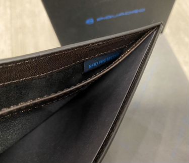 Мужское кожаное портмоне Piquadro Black Square