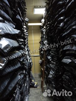 Чехлы Динас Рекаро чёрно-бордовая экокожа