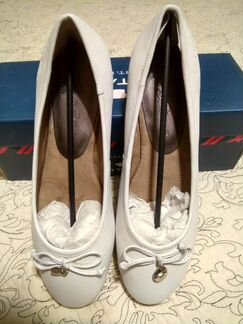 Балетки новые белые кожаные Tom Tailor