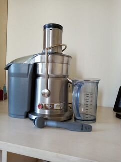 Соковыжималка мощная (1500Вт) Bork JU CUN 24150 SI