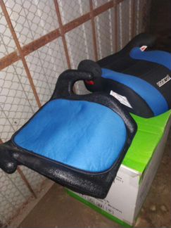 Два бустера в состоянии новых + адаптер впридачу