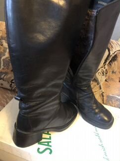 Зимние женские сапоги