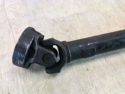 Карданный вал передний Mitsubishi L200 2005- KB4T