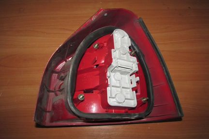 Фонарь Ауди A3 8Л / Audi A3 8L Дорестайлинг