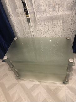 Стеклянная подставка