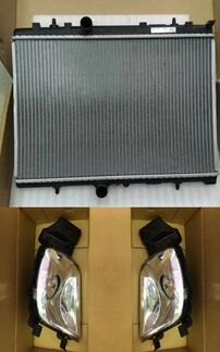 Радиатор охлаждения двигателя двс Пежо 308