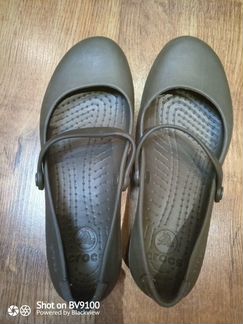 Тапочки балетки crocs