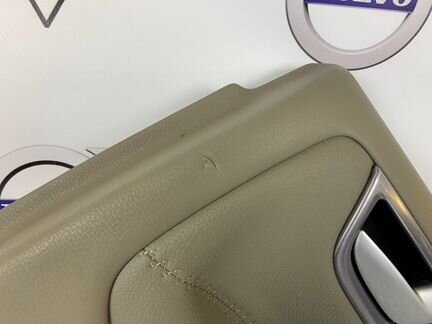 Обшивка задней правой двери Volvo XC70 2004-2007