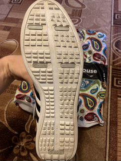 Кроссовки adidas