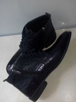 Новые ботинки натуральная кожа Италия Baileluna