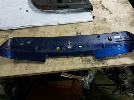 Спойлер крышки багажника Porsche Cayenne 957