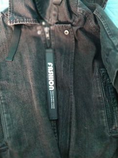 Куртка джинсовая