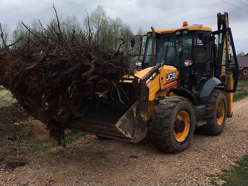 Трактор JCB копка вдоль стены. Настоящий трактор JCB прокопает. JCB hd110wt t3. Бизнес на тракторе.