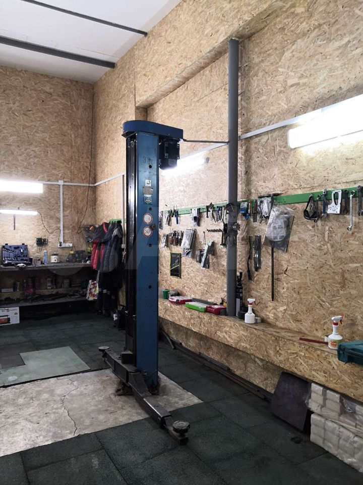 30 м² в Стрежевом> Гараж, > 30 м²