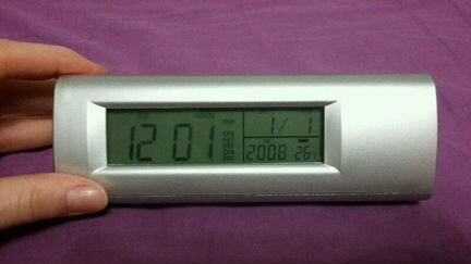 Часы с фонарем