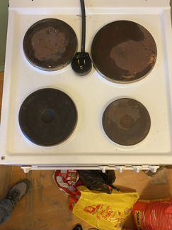 Продам электрическую плиту