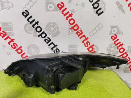 Фара правая Ford Mondeo 4 2007-2014