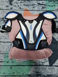 Нагрудник хоккейный JR Reebok