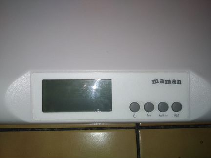 Детские весы Maman
