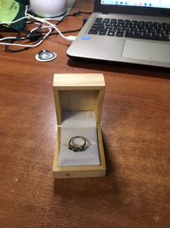 Кольцо из серебра с жадеитом