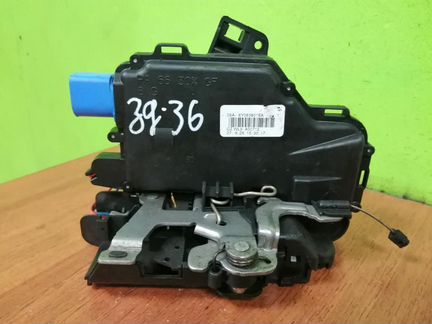 Замок двери задний левый Шкода Фабия 1 2 Fabia 1 2