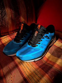 Беговые кроссовки Li-Ning