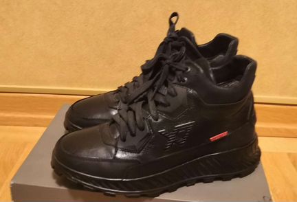 Кроссовки зимние