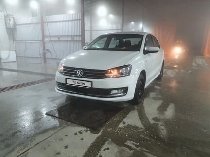 Volkswagen Polo 1.6 AT, 2015, 114 000 км