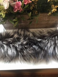 Воротник из енота 74 см по подкладке
