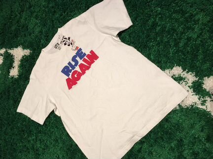 Uniqlo Rise Again футболка