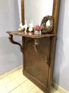 Зеркало с консолью