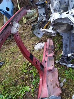 Peugeot 107 порог левый со стойкой