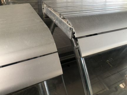 Витрина холодильная Surfrigo 3.75 м