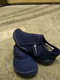 Спортивные тапки