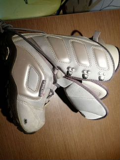 Ботинки сноубордические детские 22см atom