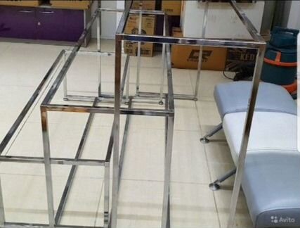 Стол со стеклом