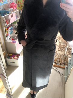 Пальто зимнее с натуральным мехом